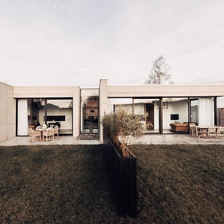 Cozy Villa In Dalhem Ardennes With Private Garden ภายนอก รูปภาพ