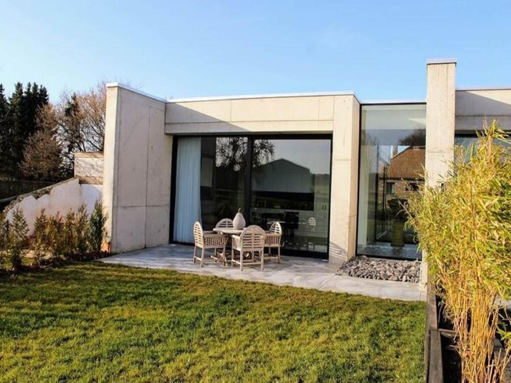 Cozy Villa In Dalhem Ardennes With Private Garden ภายนอก รูปภาพ